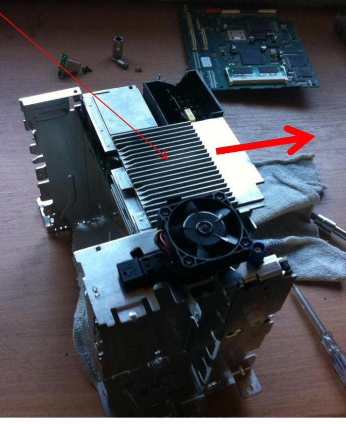 Radiateur de refroidissement de la carte d’alimentation BMW CCC