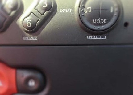Autoradio Renault Update List compatible avec une entrée auxiliaire