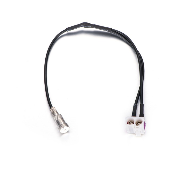 https://cable-autoradio.fr/18704-thickbox_default/cable-adaptateur-antenne-fakra-pour-audi-a3-a4-a6-tt-rns-e-iso.jpg